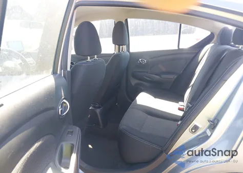 2014 Nissan Versa 1.6 Sv z USA, uszkodzony, nr VIN 3N1CN7AP8EL808211